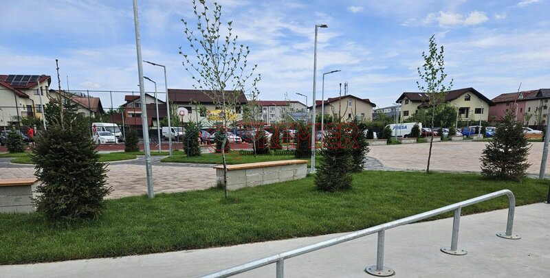 Sos Oltenitei, Parc Laurentiu Raiciu garsoniera